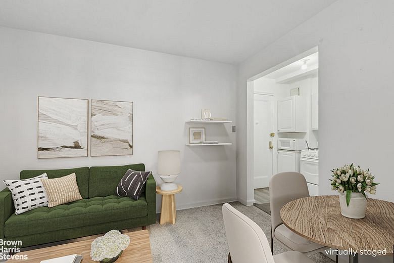 1478 East 28th Street #4Q