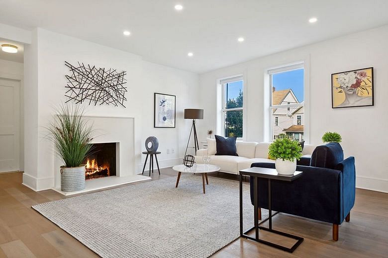 148-09 Northern Boulevard #6E