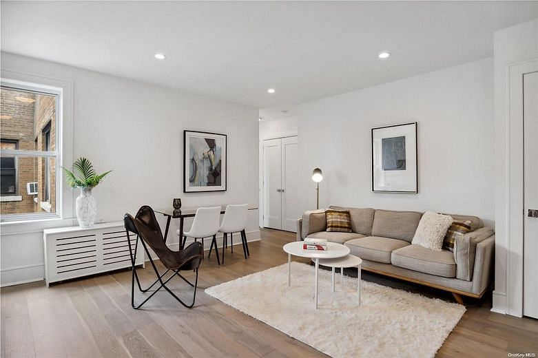 148-09 Northern Boulevard #6F
