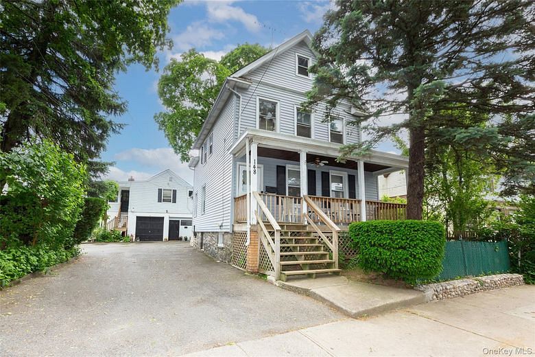 148 Center Avenue