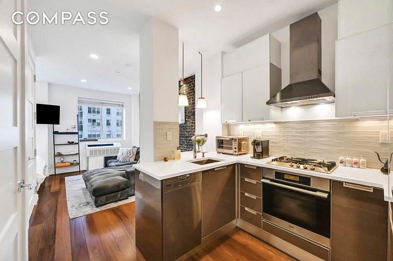 148 East 19th Street #2D