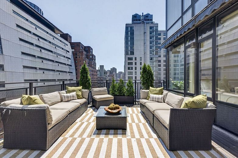 148 East 24th Street #11