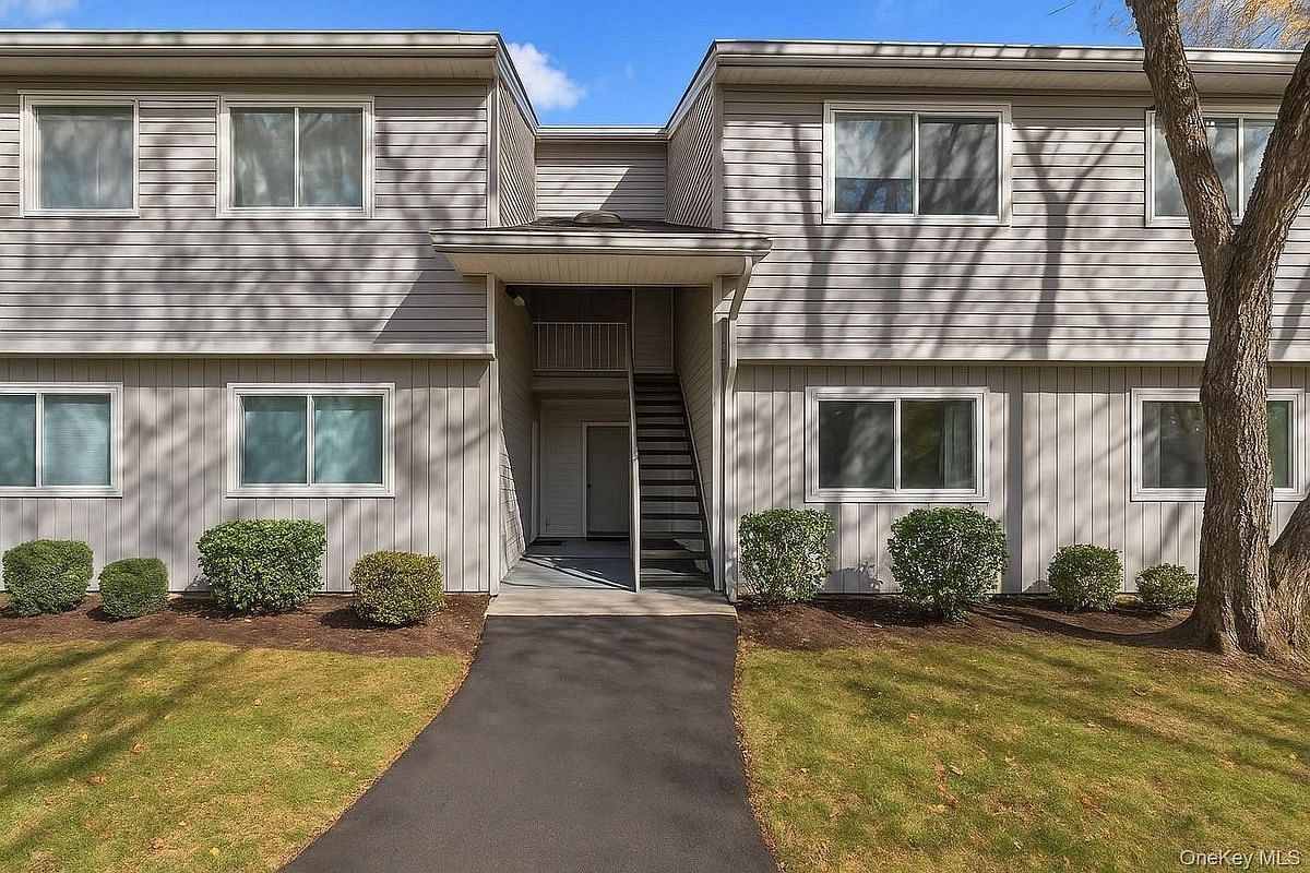 Image 1 of 28 for 148 Flintlock Way #D in Westchester, Yorktown, NY, 10598