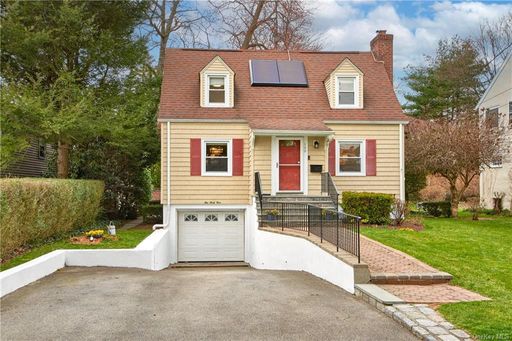 Image 1 of 33 for 149 Clarence Road in Westchester, Scarsdale, NY, 10583