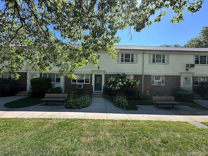 15-27 212 Street #198