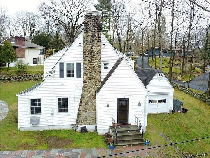 15 Beacon Hill Road