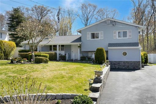 Image 1 of 32 for 15 Birch Lane in Westchester, Cortlandt, NY, 10567
