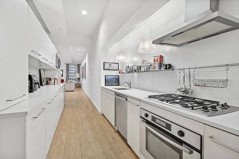 15 Broad Street #1224