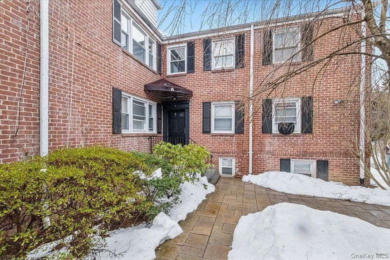 15 Chestnut Street #6A