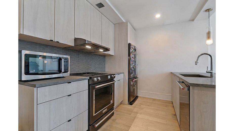15 East 19th Street #2B