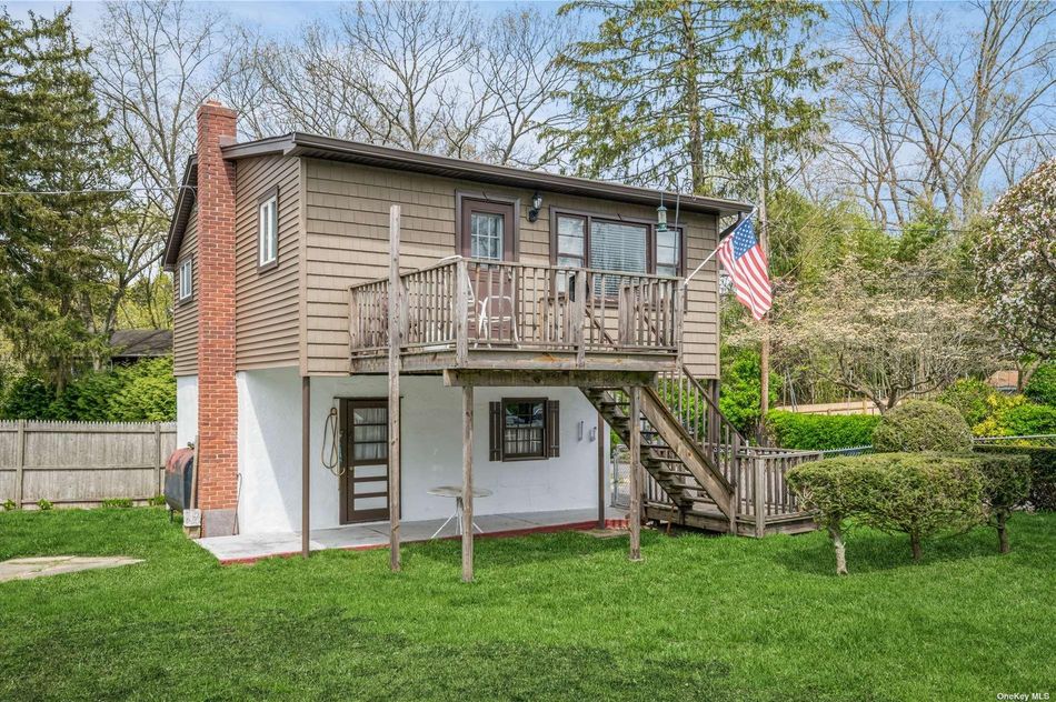 Image 1 of 20 for 15 Forest Place in Long Island, Huntington Station, NY, 11746