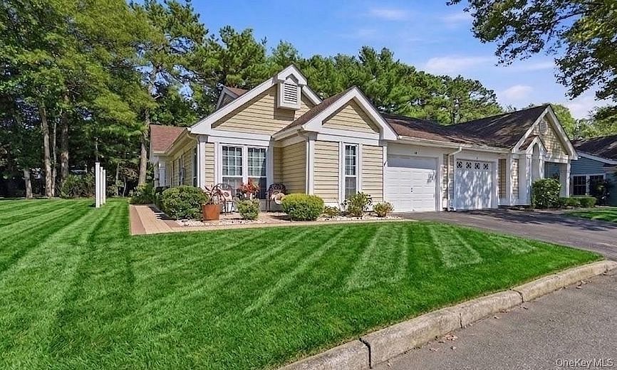 15 Glen Drive
