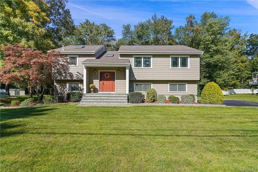 Image 1 of 23 for 15 Hemlock Road in Westchester, Ossining, NY, 10510