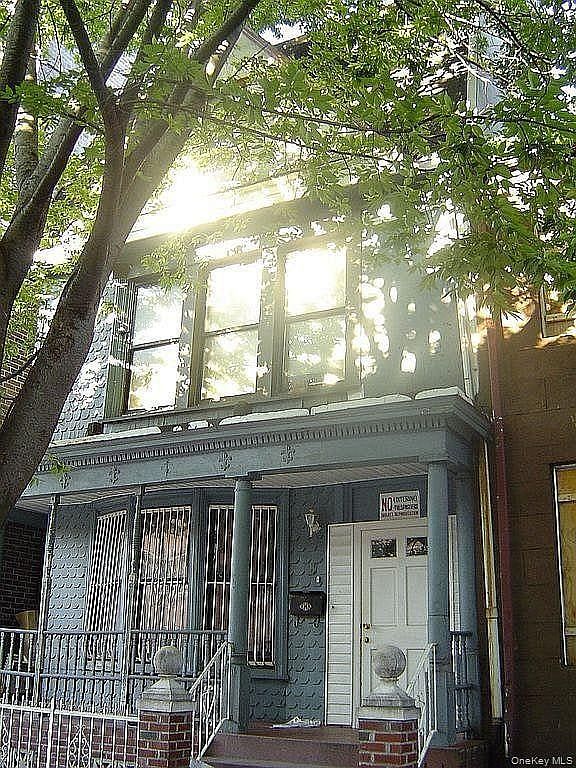 15 Irving Place