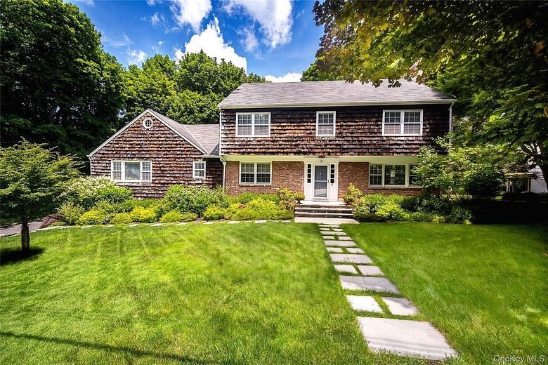 15 Laurel Hill Road