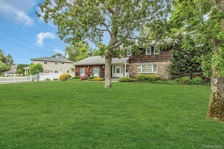 15 Palmer Drive
