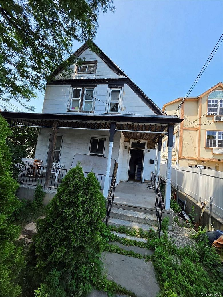 15 Pearl Street