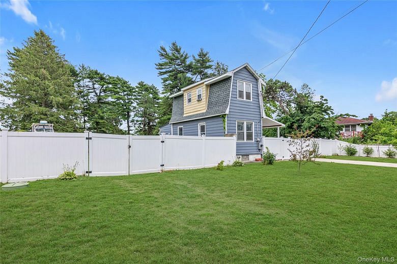 15 Saint Johns Place