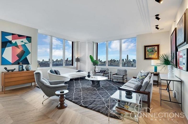 15 West 63rd Street #21A