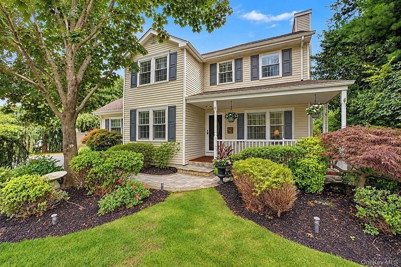 15 Winnecomac Circle