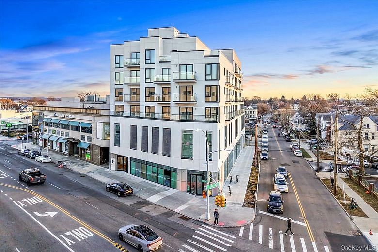 150-02 Northern Blvd #4K