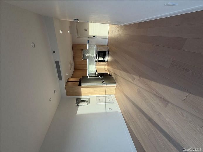 150-02 Northern Boulevard #4F