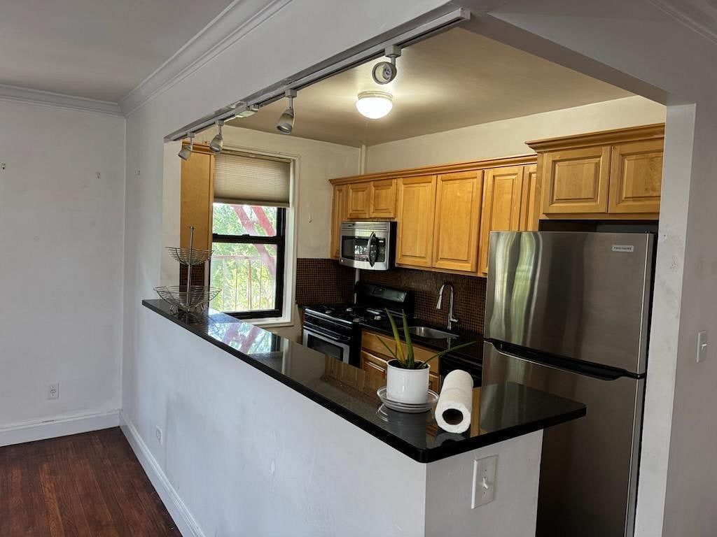 Image 1 of 5 for 150-11 72 Road #3G in Queens, Flushing, NY, 11367