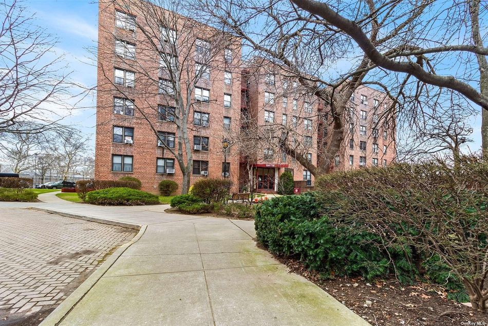 Image 1 of 13 for 150-40 71st Ave #1G in Queens, Kew Garden Hills, NY, 11367