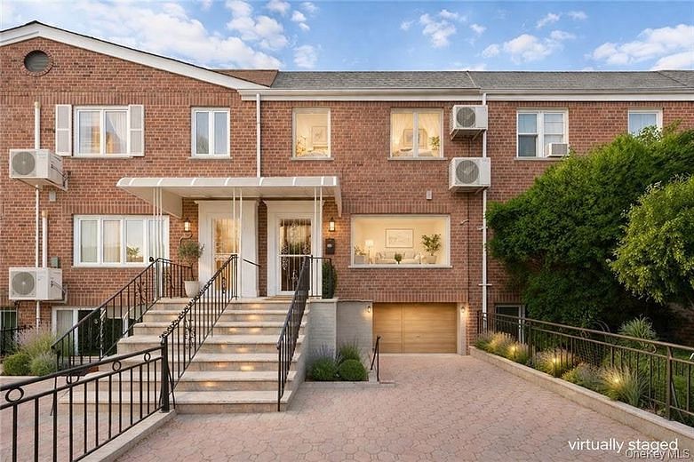 150 Bay 40th Street