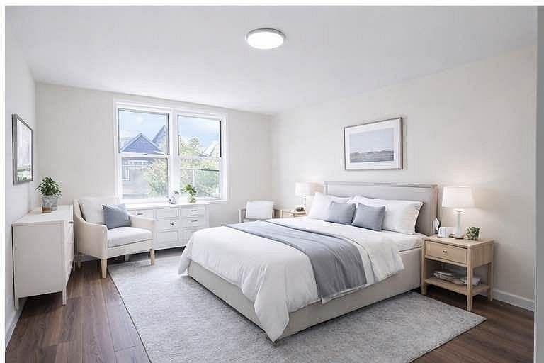 150 Hawthorne Street #2L