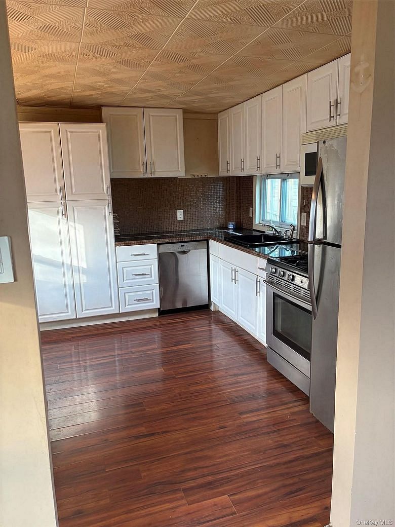 150 Main Street #22 #1F