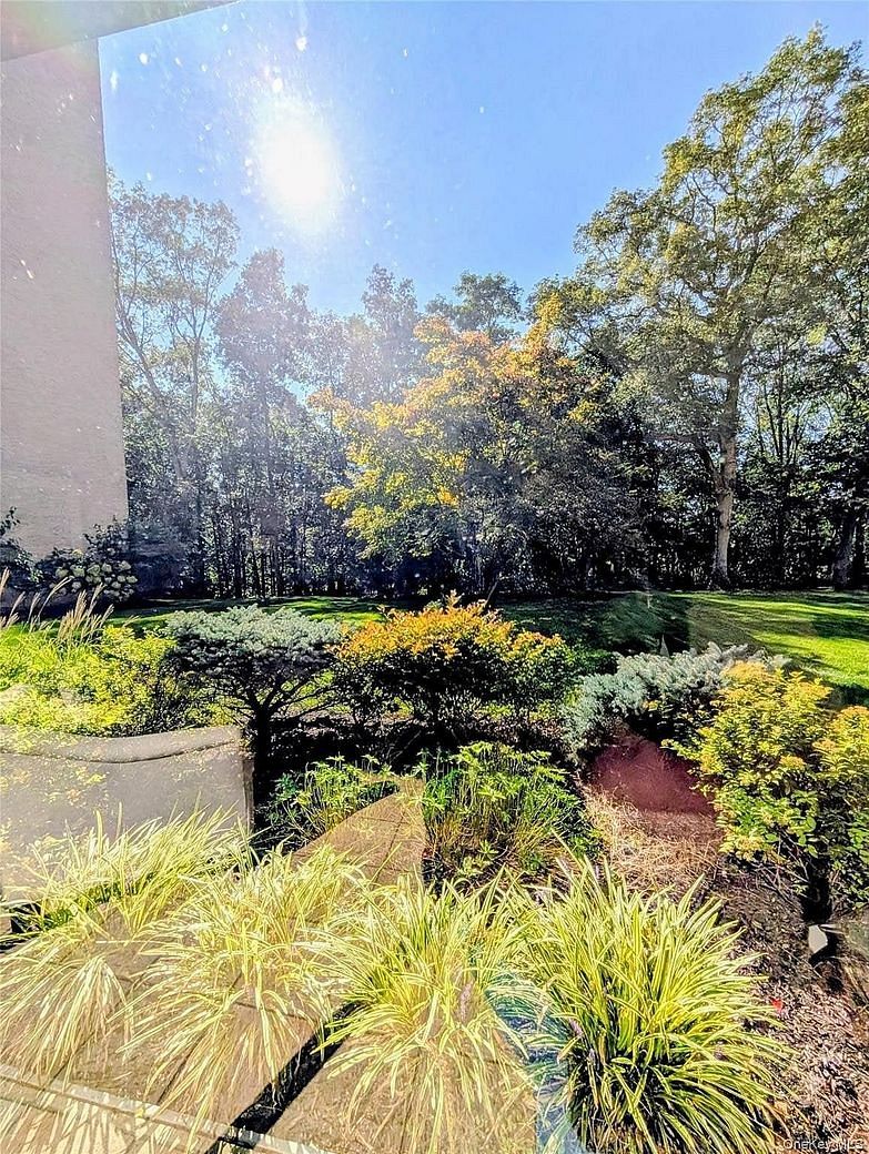 150 Overlook Avenue #4L