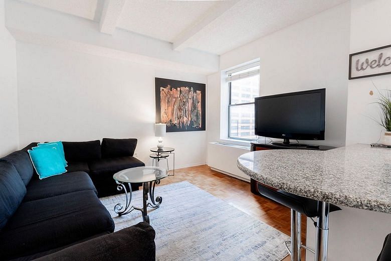 150 West 51st Street #1120