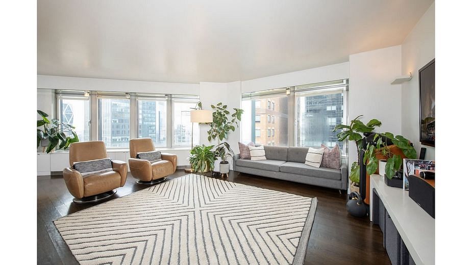 150 West 56th Street #4403/05