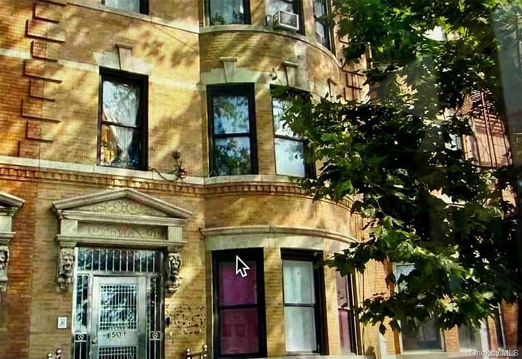 1501 Eastern Parkway