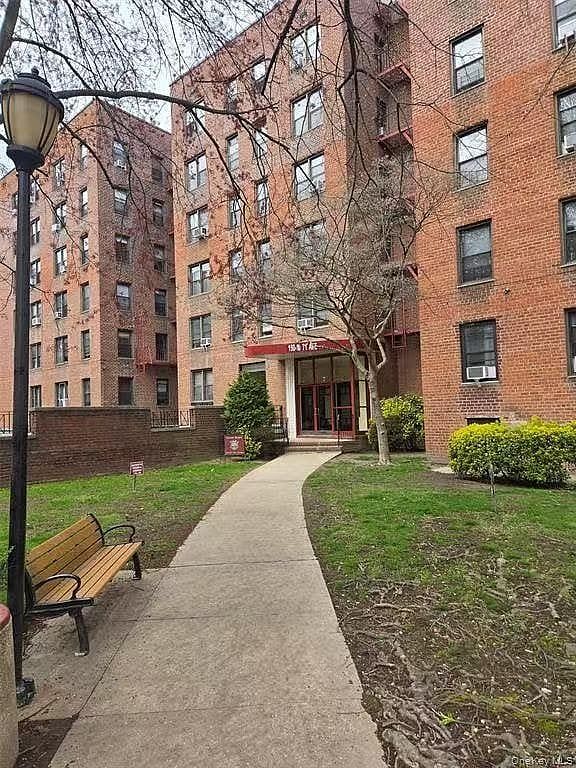 15010 71st Avenue #6J