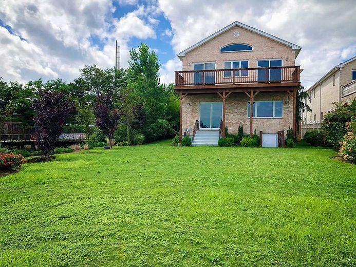 150129 Powells Cove Boulevard