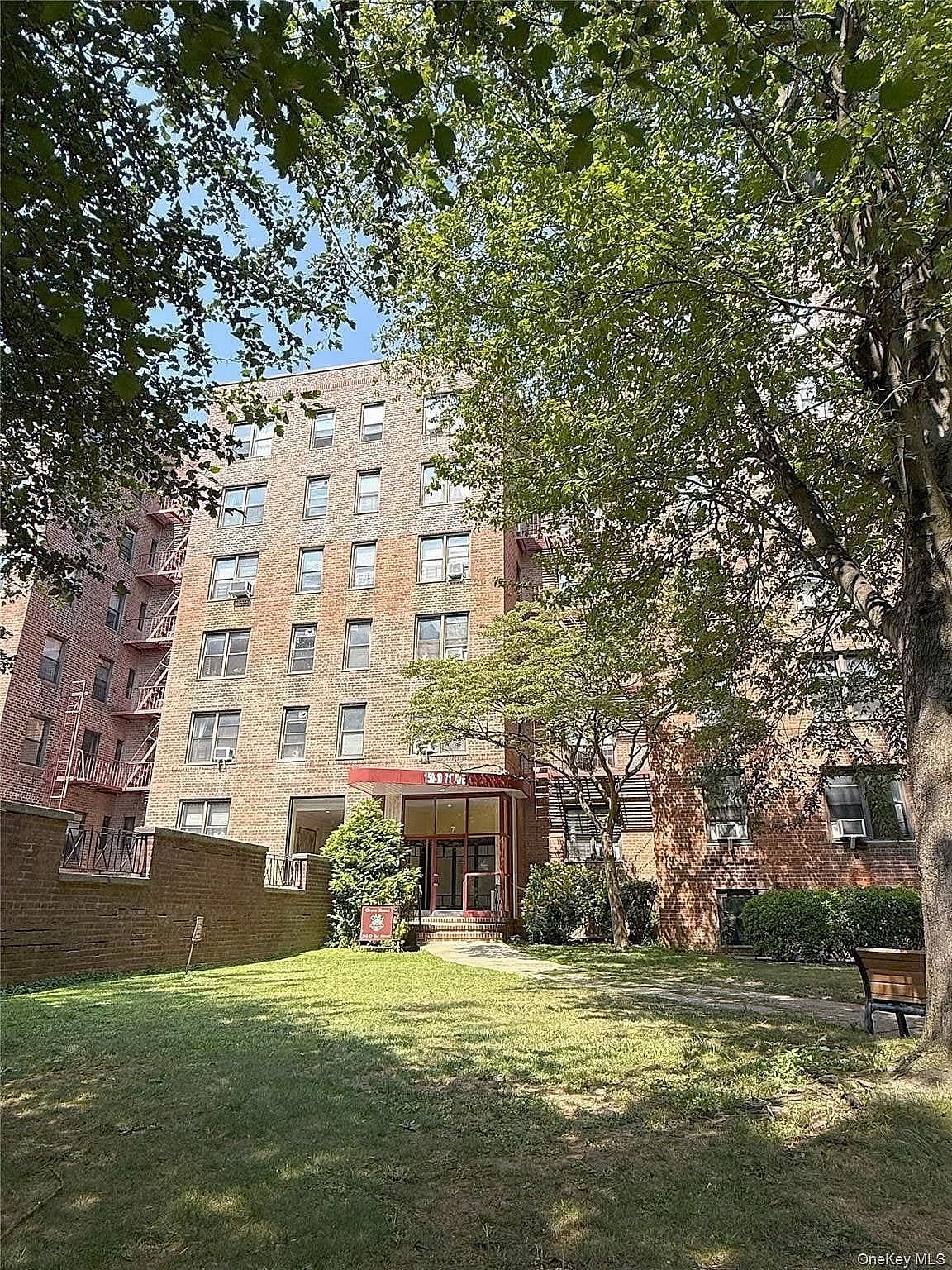 Image 1 of 10 for 15020 71 Avenue #3E in Queens, New York, NY, 11367