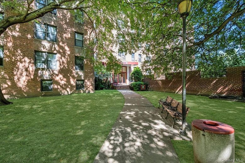 15030 71st Avenue #2D