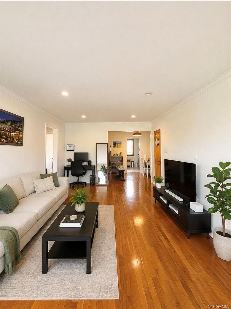 15048 Melbourne Avenue #254A