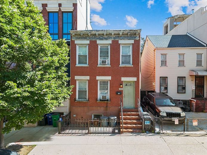151 14th Street