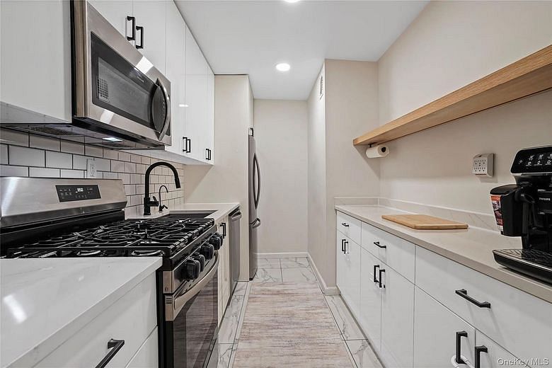 151-25 88th Street #4E