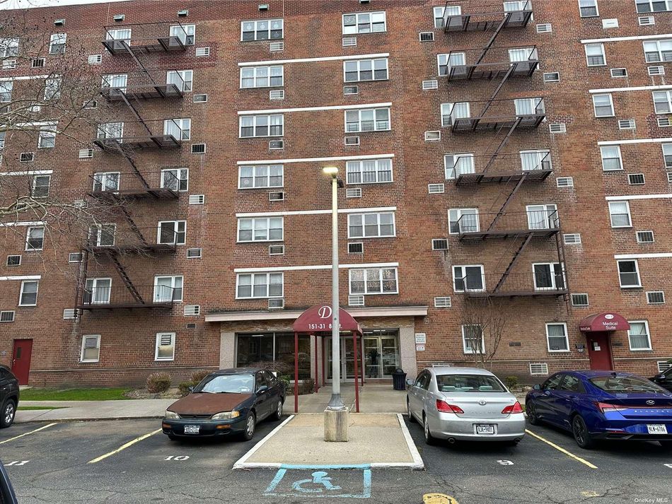 Image 1 of 23 for 151-31 88th Street #6B in Queens, Howard Beach, NY, 11414