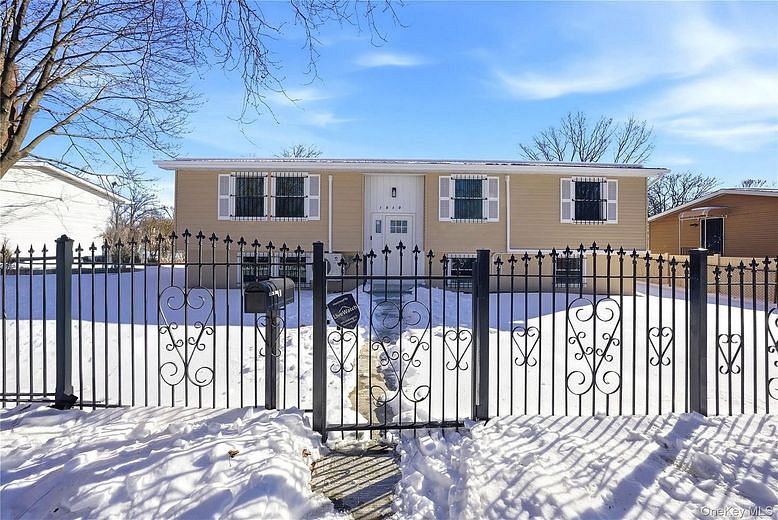 1510 Crotona Park East E