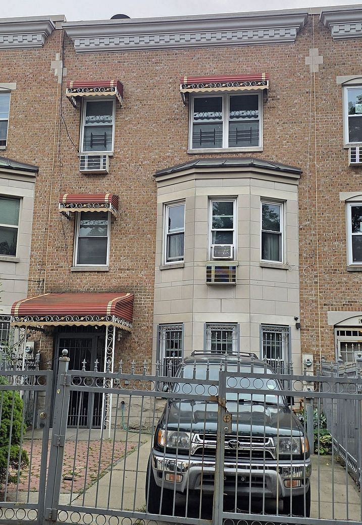 1514 Pacific Street