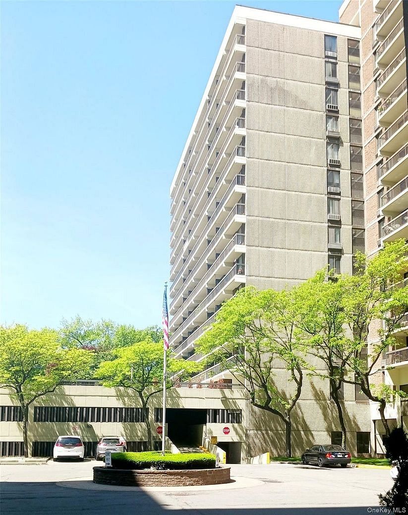 152-18 Union Turnpike #2B