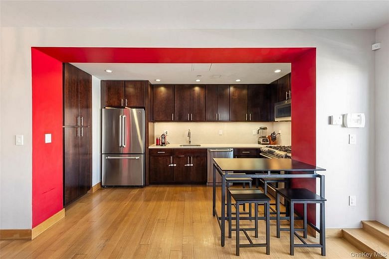 152 E 118th Street #7P