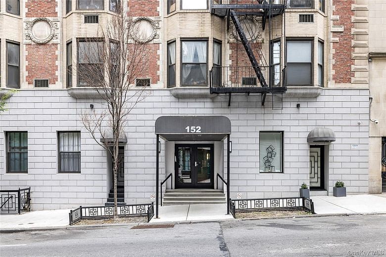 152 E 35th Street #5H