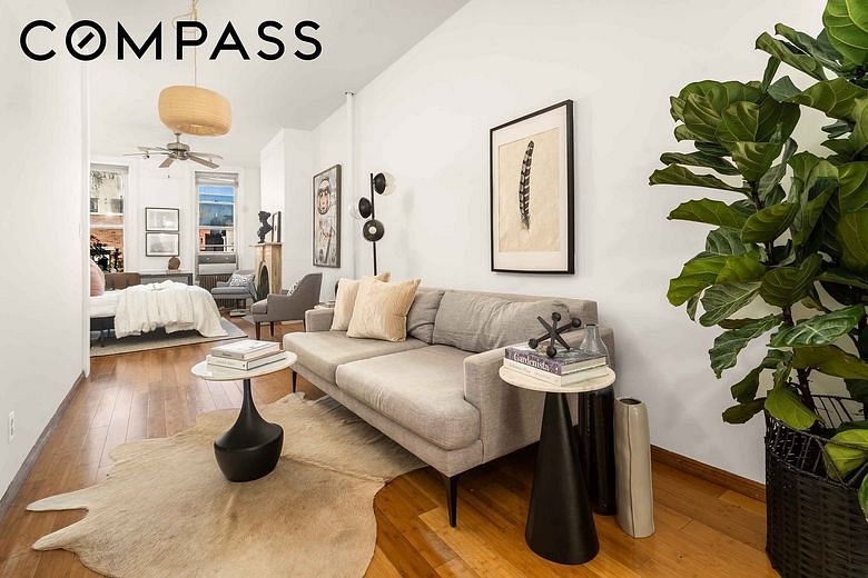 152 North 9th Street #3L