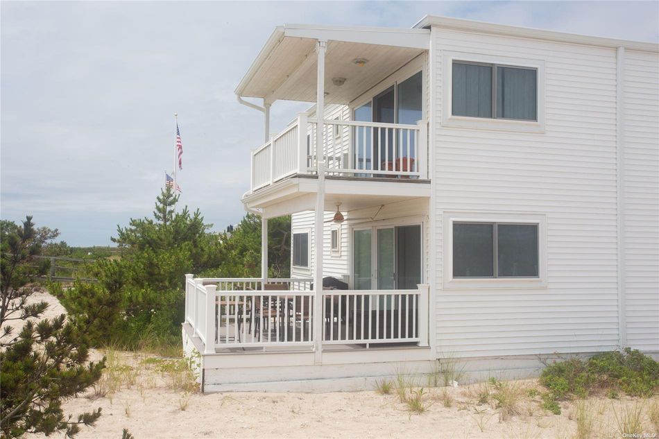 Image 1 of 15 for 281 Dune Rd. #23A in Long Island, Westhampton Beach, NY, 11978